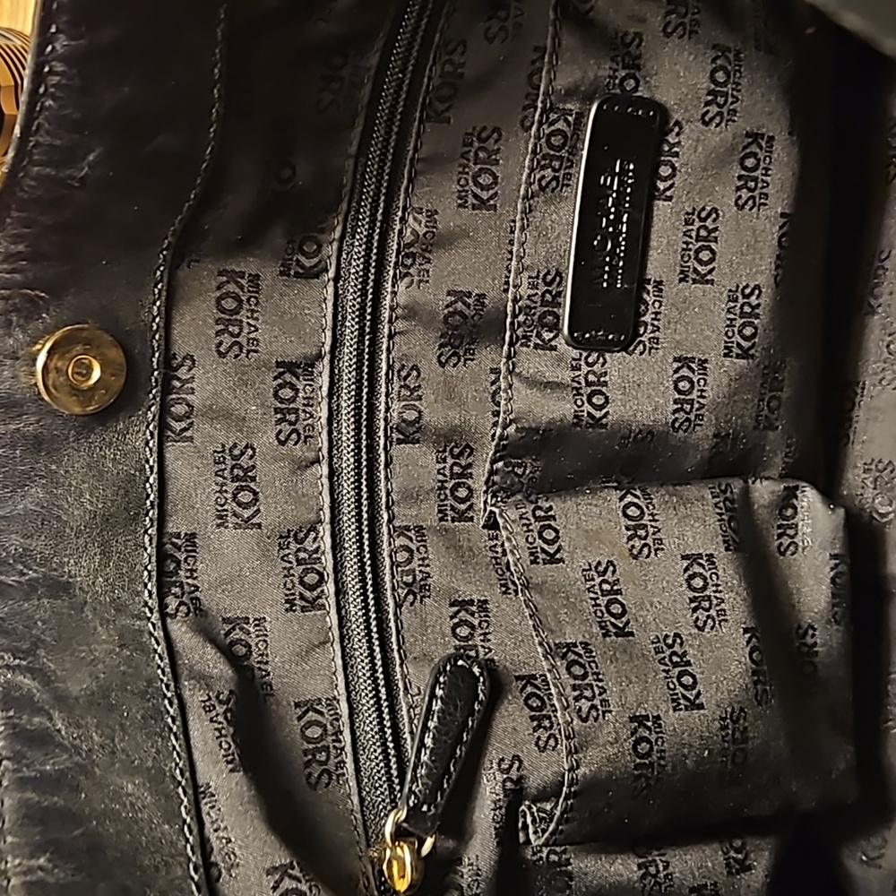 Michael Kors black tote purse - Picture 3 of 6